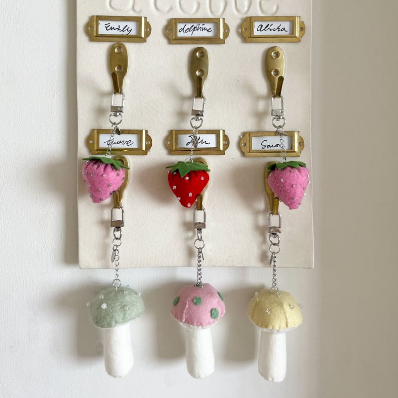 [soft keyring] shining berry (red)