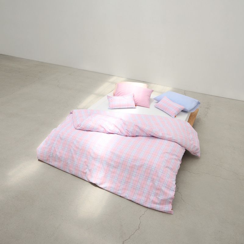 Cielo rosa pillow case