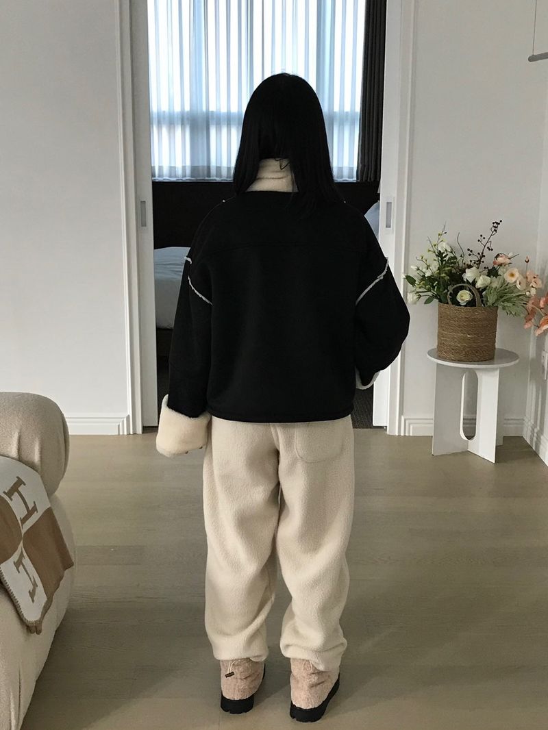 Cheery jogger pants