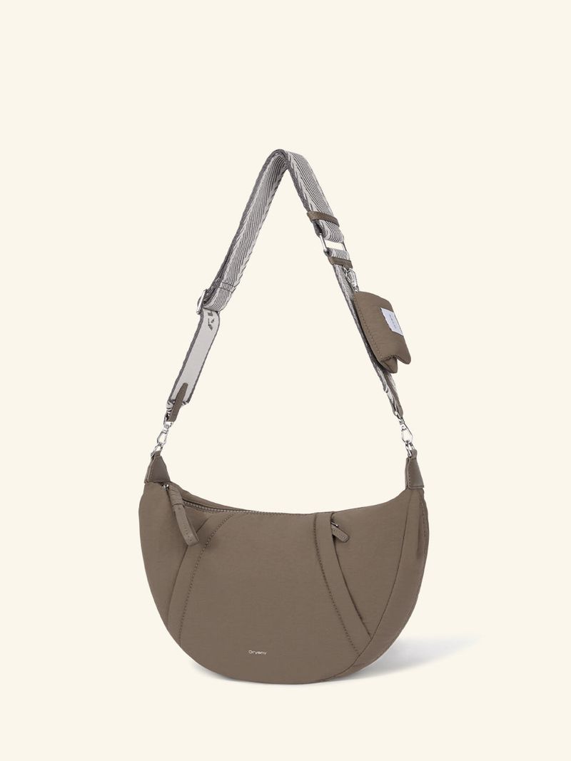 Banana Crossbody M