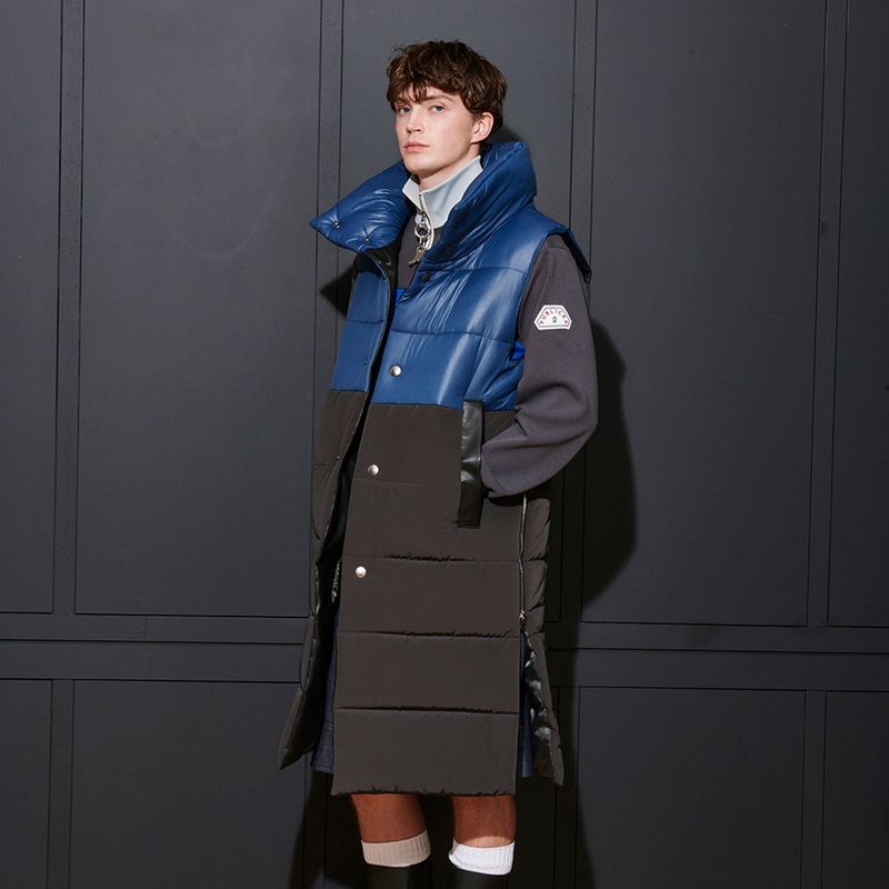 PUBLICKA X（パブリカエックス）の「 [UNISEX] JUN PADDING VEST, NAVY + BLACK（Tops）」