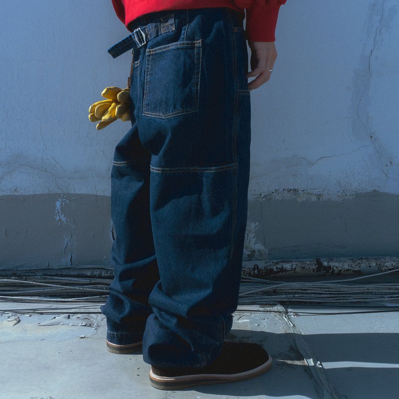 Regular tapered denim pants / Classic blue