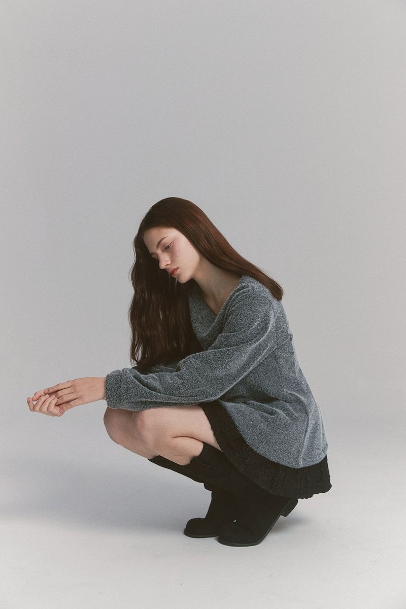 Angora Flare Sweatshirt Charcoal