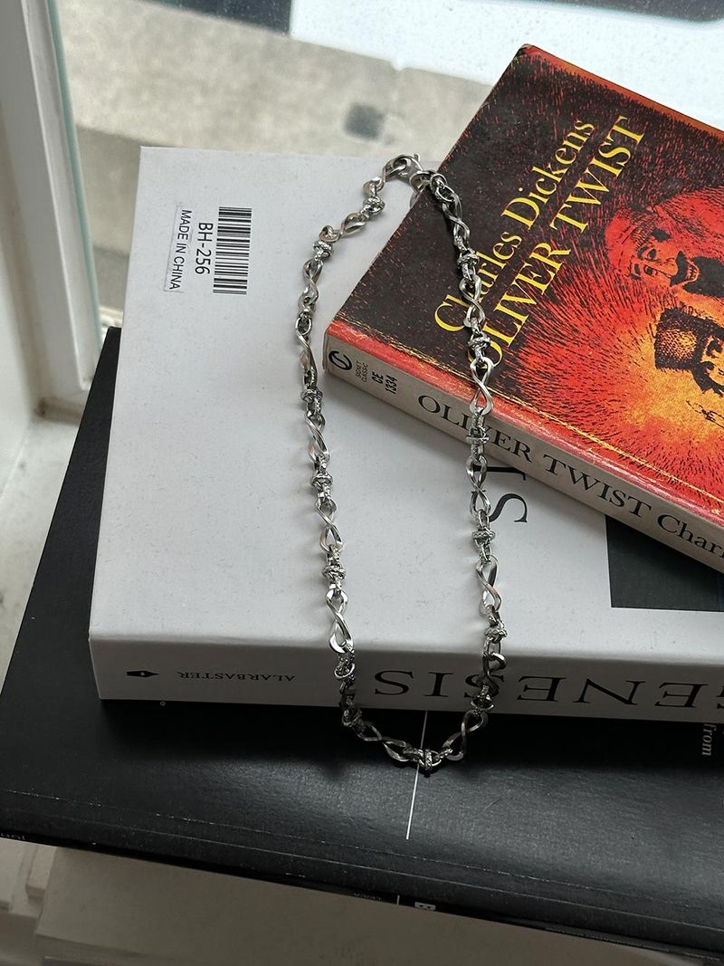 ASCLO Mobius Chain Necklace