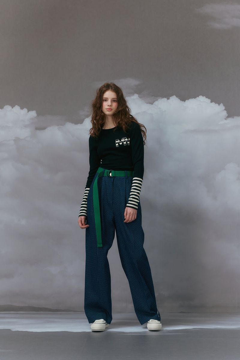 ROMANCHIC(ロマンシック)の「Stripe logo T-shirt(Tops)」