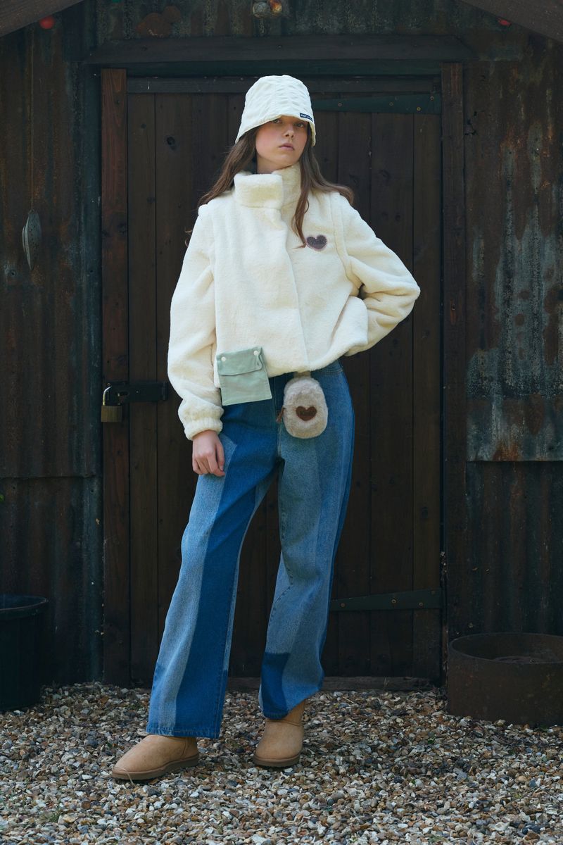 POCKET POINT 2 WAY CROP FUR JACKET [IVORY]