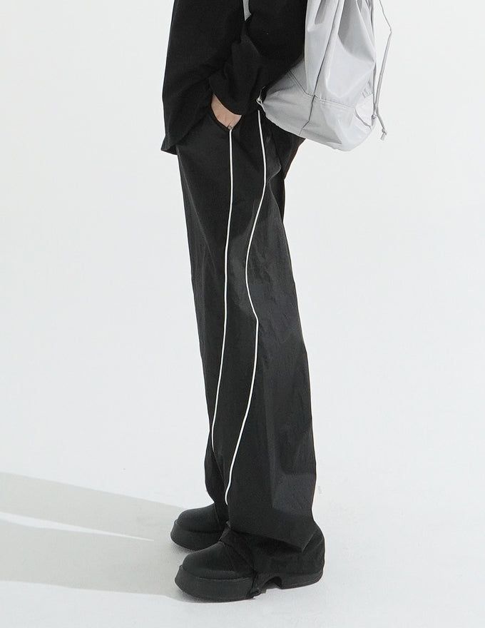 Curve line nylon pants