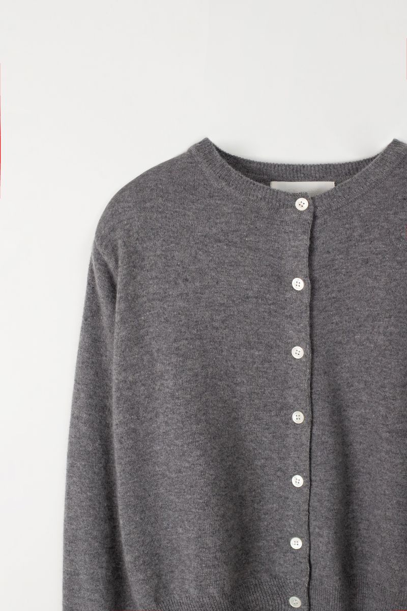 Camel round cardigan (Grey)