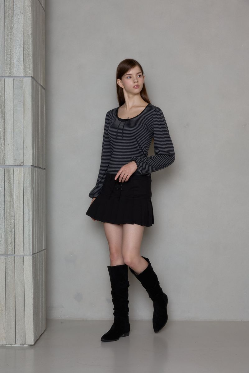GAZE EYELET PLEATS SKIRT