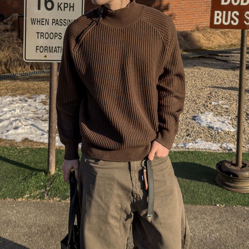 Niv Shoulder Zip-Up Regular Knit