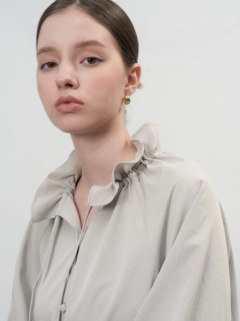【即日発送】loose fit frill collar blouse