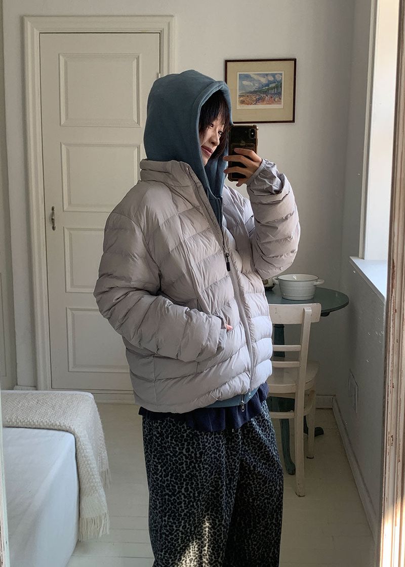 HIGH NECK LIGHT PADDING