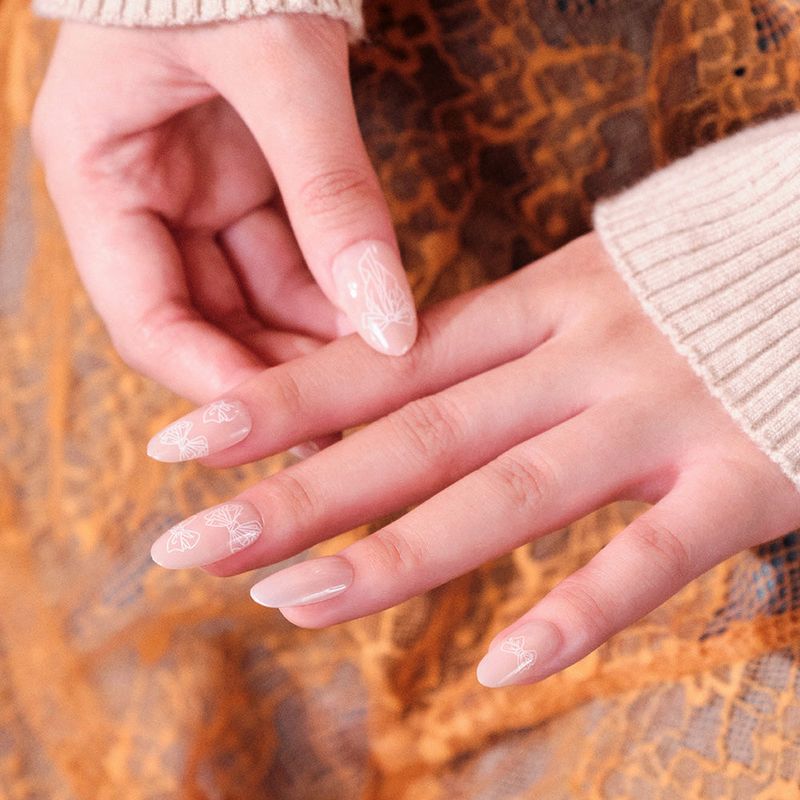 MUZMAK Reusable Nail Tip Silhouette​(Almond)