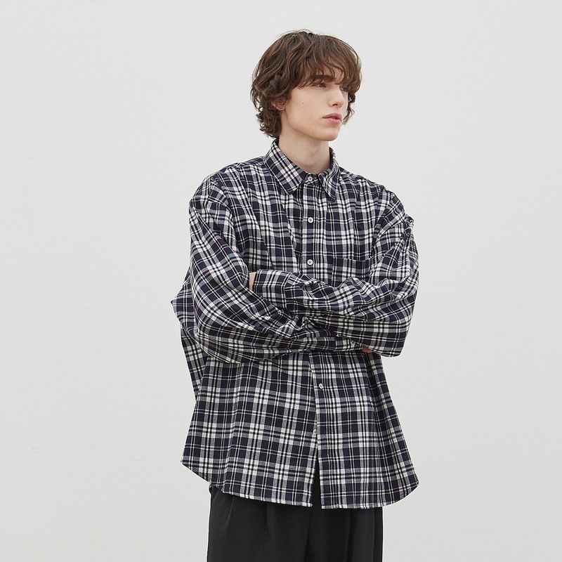 Ber de Noir(ベルドヌア)の「Wide Check Overfit Shirt (Navy)(Tops)」