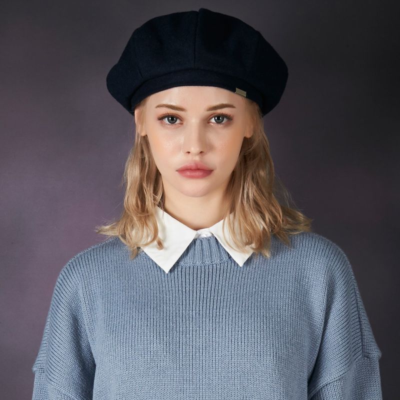 Bold metal tip wool beret NAVY