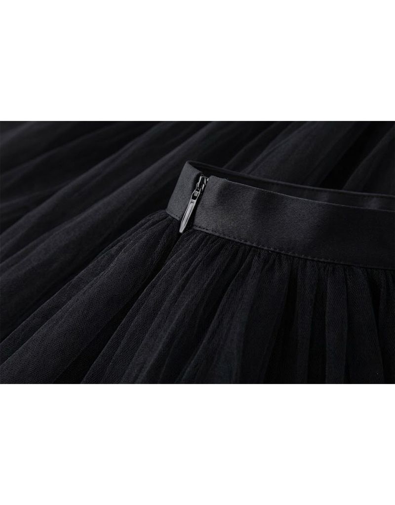 Sera Balletcore Tulle Volume Midi Skirt Black
