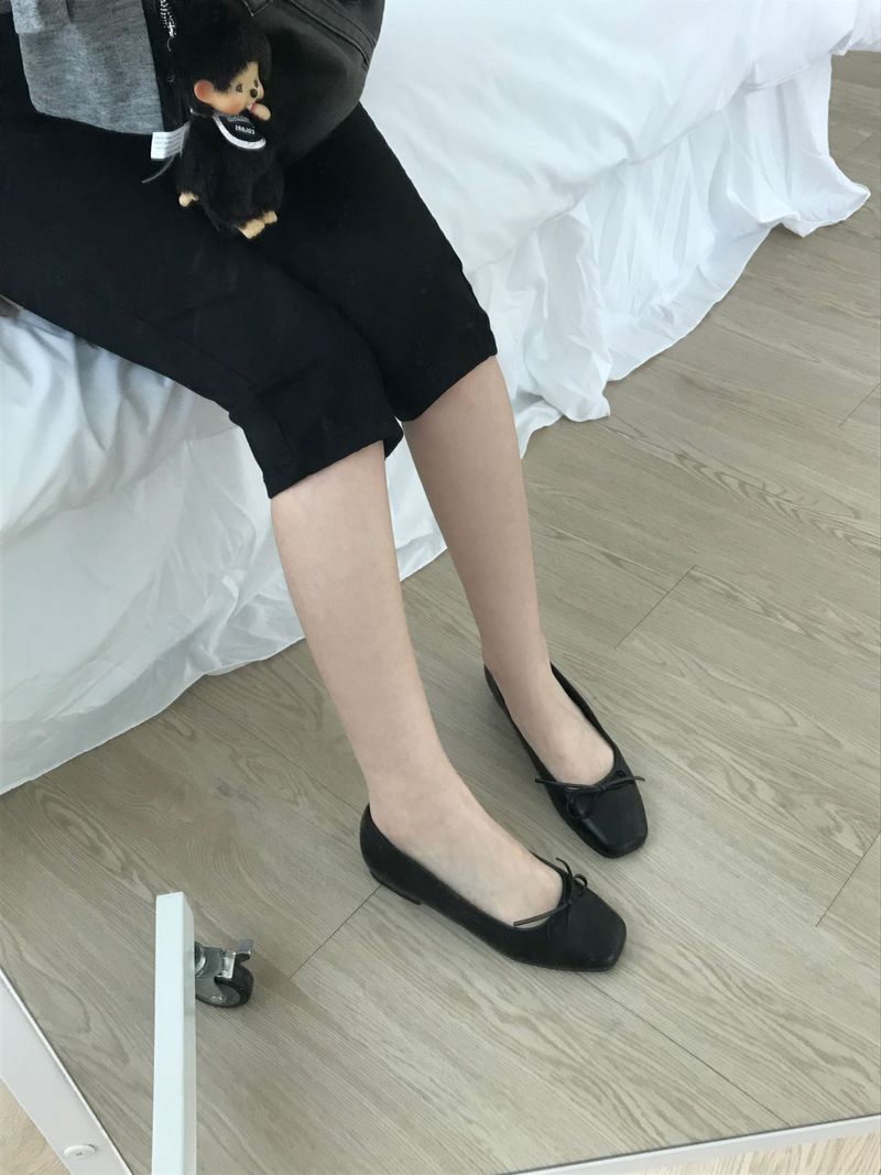 Ribbon flat shoes (2 colors)