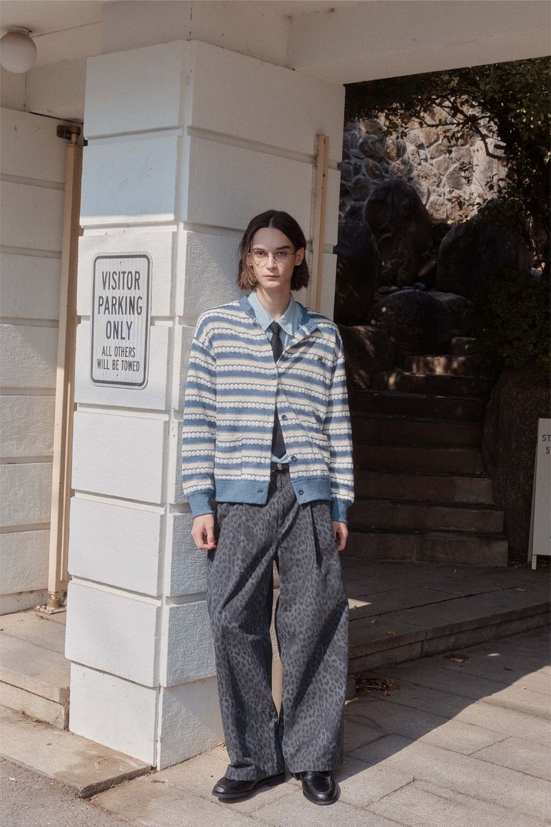 Alarm Loop Stripe Knit Cardigan - Blue