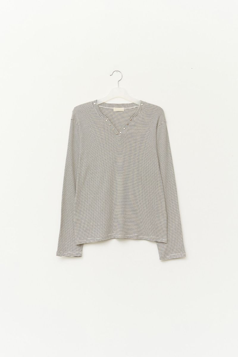 Neck Stud Striped Longsleeve