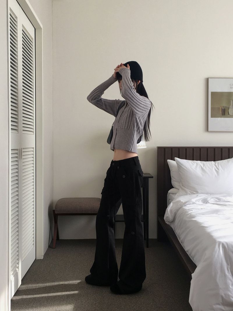 Kita y2k low rise cargo bootcut pants