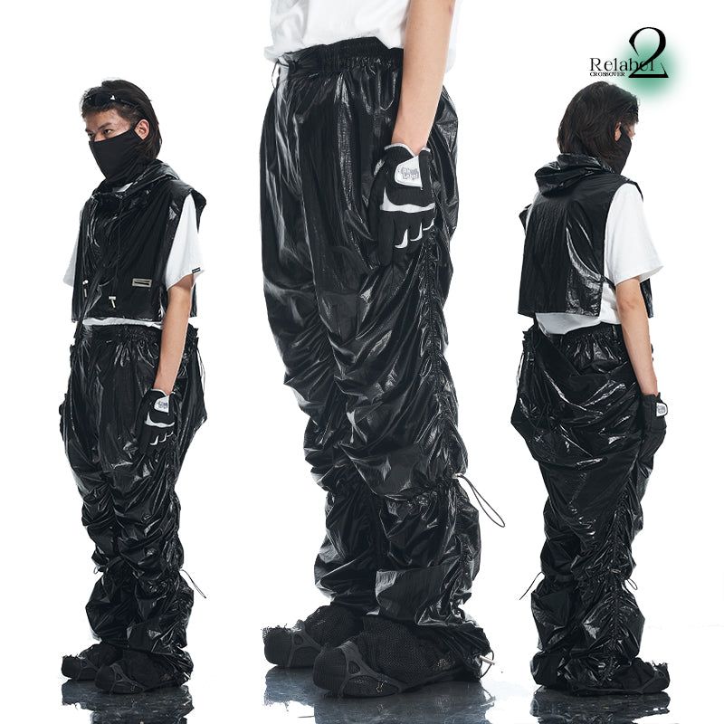 RELABEL（リレーベル）の「RELABEL Black High-Density Futuristic Knee and Ankle Adjustable Drawstring Pleated Piled Pants（Pants）」