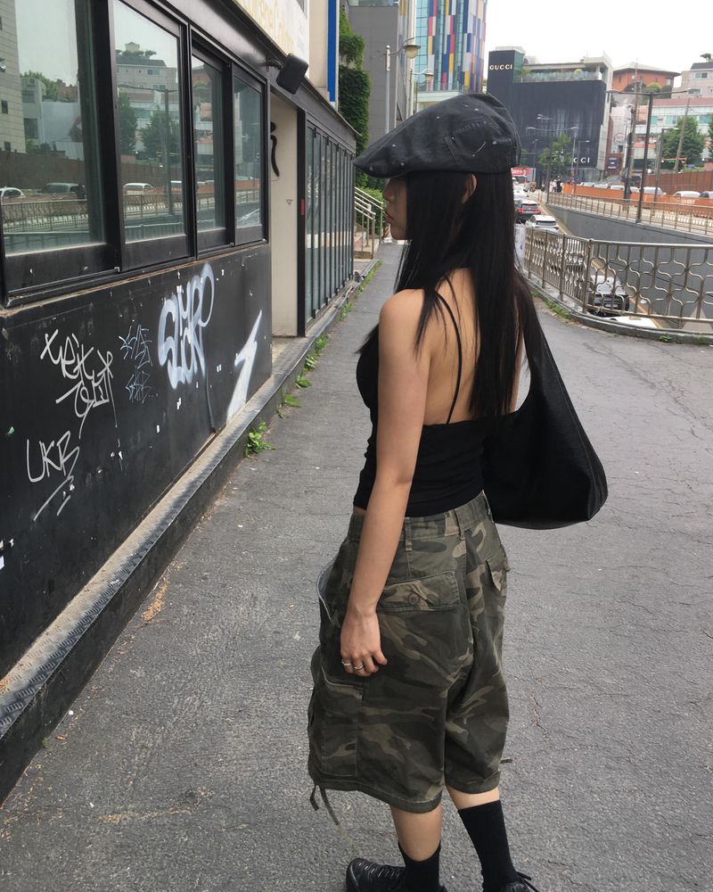 Painting hunting cap