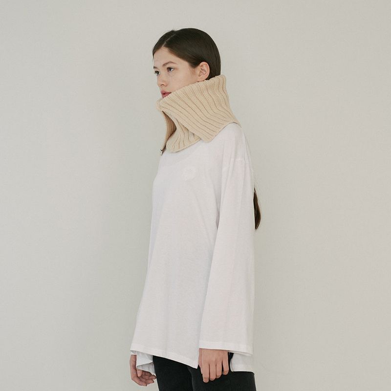 TMO BY 13MONTH（ティーエムオーバイサーティーンマンス）の「RIBBED NECK WARMER (BEIGE)（Fashion Accessories）」