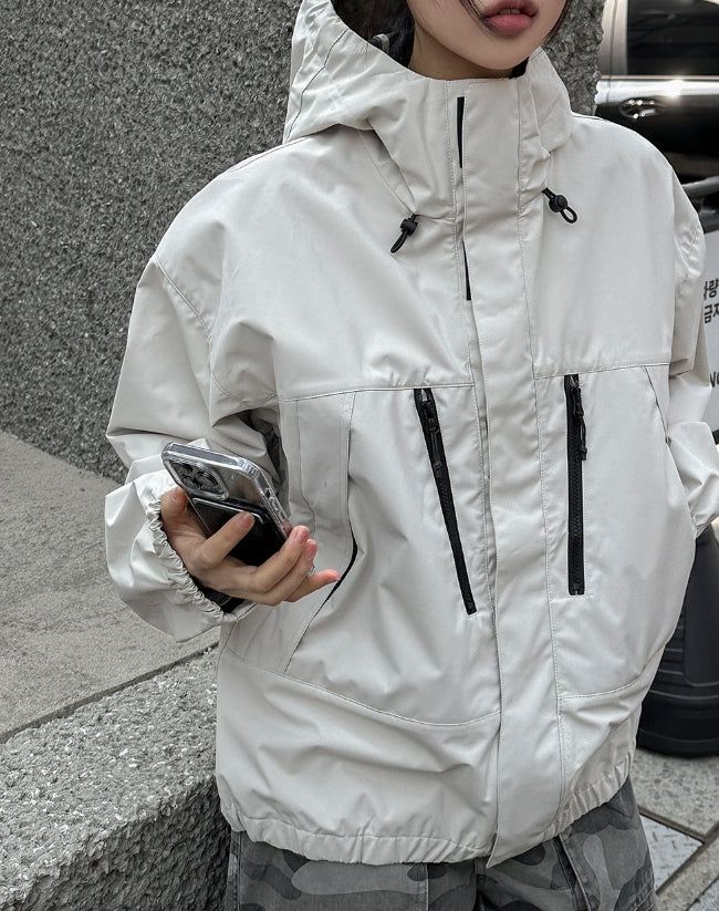 Tope Multi Pocket Windbreaker
