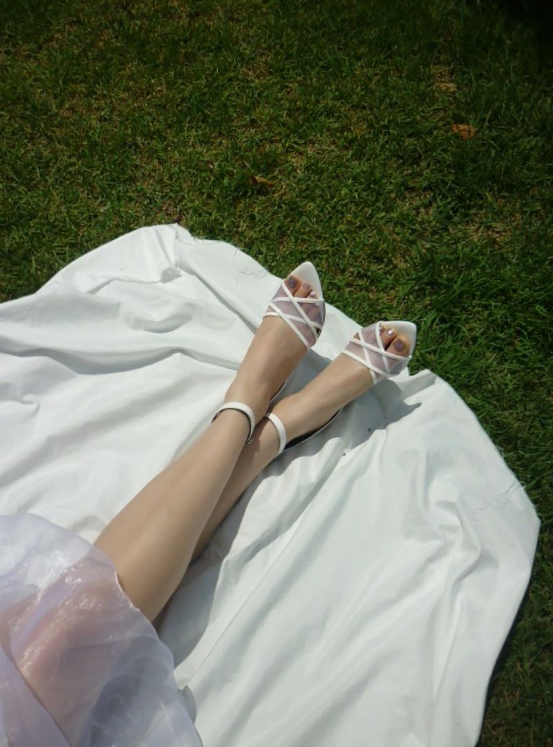 Sheer Cross Strap Sandal Heel(White)