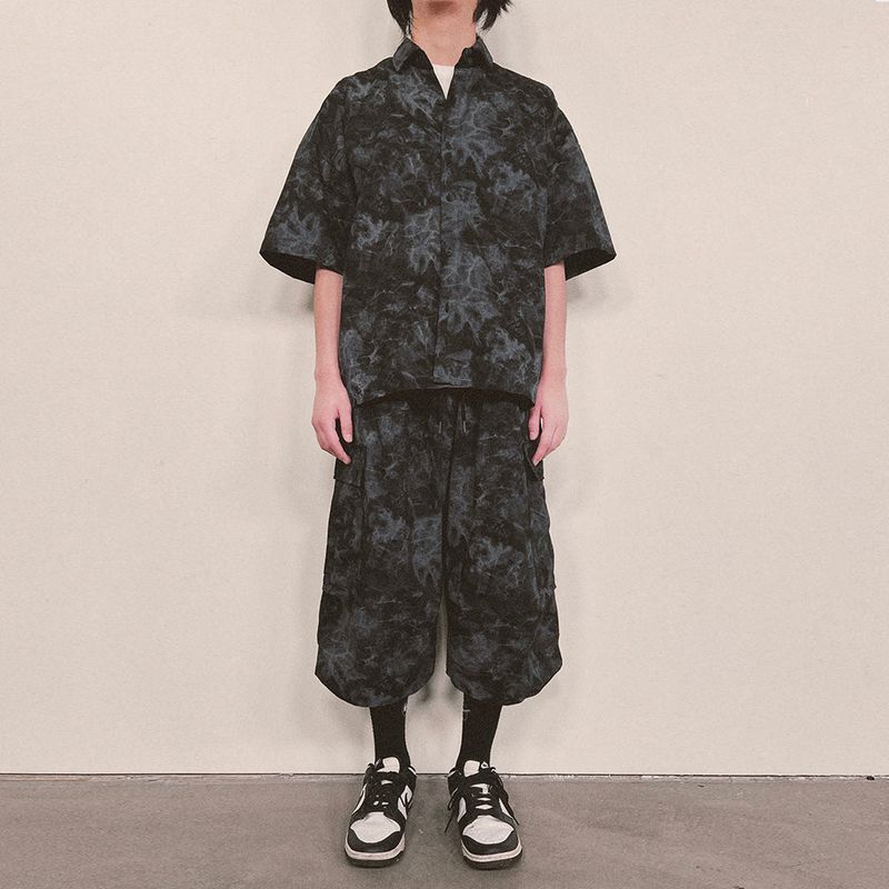 tiedye capri cargo shorts_black