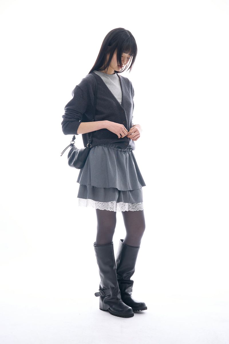Raucohouse（ラウコハウス）の「Elio rough crop lace skirt（Skirts）」