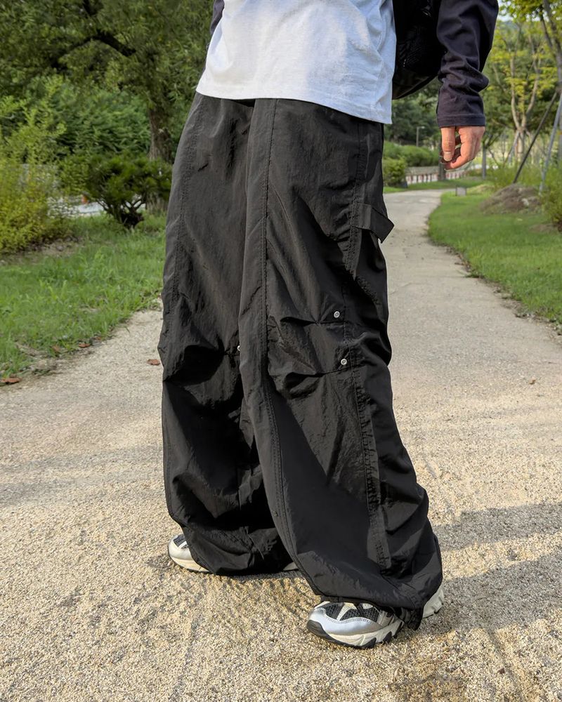 Dock rivet panel nylon pants