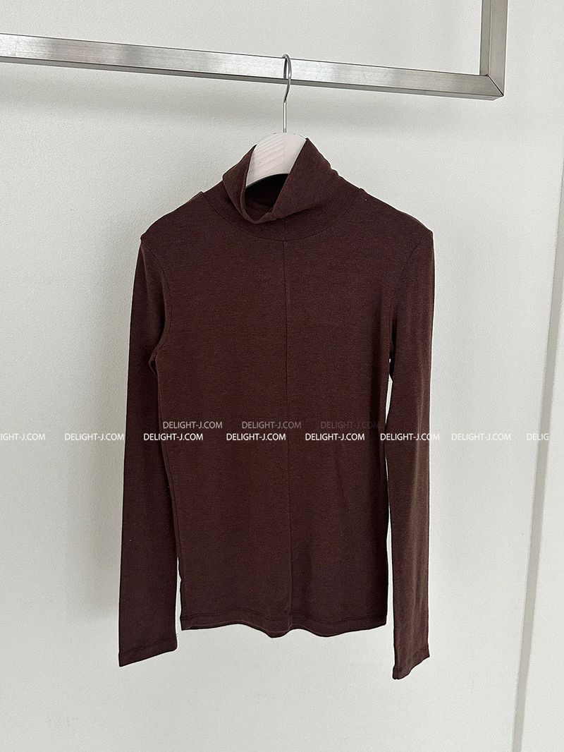 Soft tencel wool turtleneck