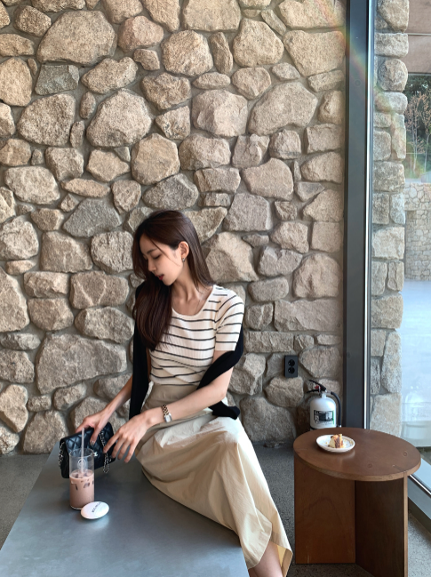 Loop Slim Striped Short Sleeve Knit / 1 colors