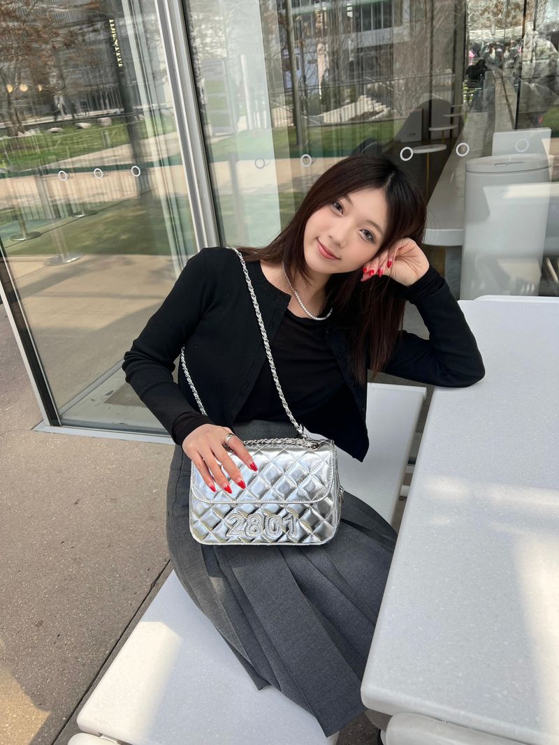 2801 shoulder bag