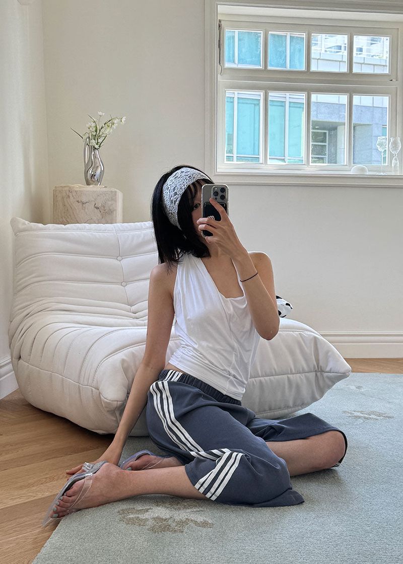 TRACK TAPE BERMUDA PANTS