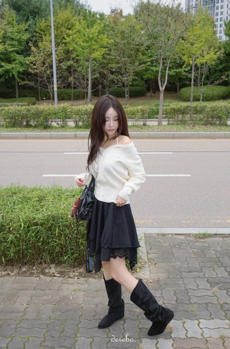 Deep cotton lace unbalanced midi skirt