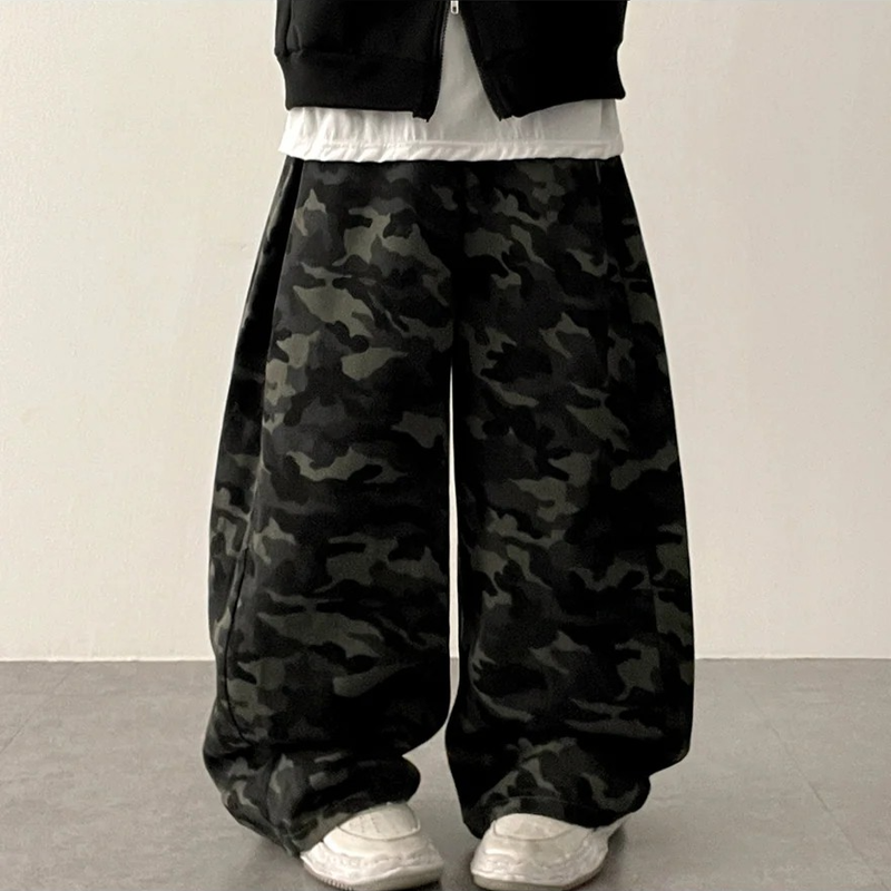 Culler Camo Side Pin Tuck Wide Pants