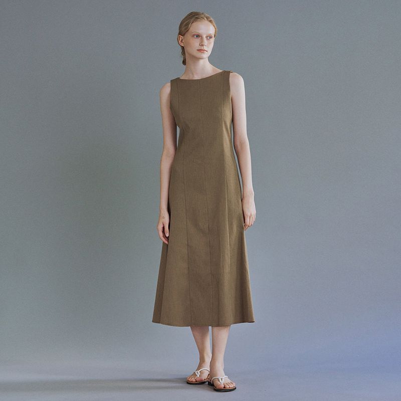 Flare boatneck dress