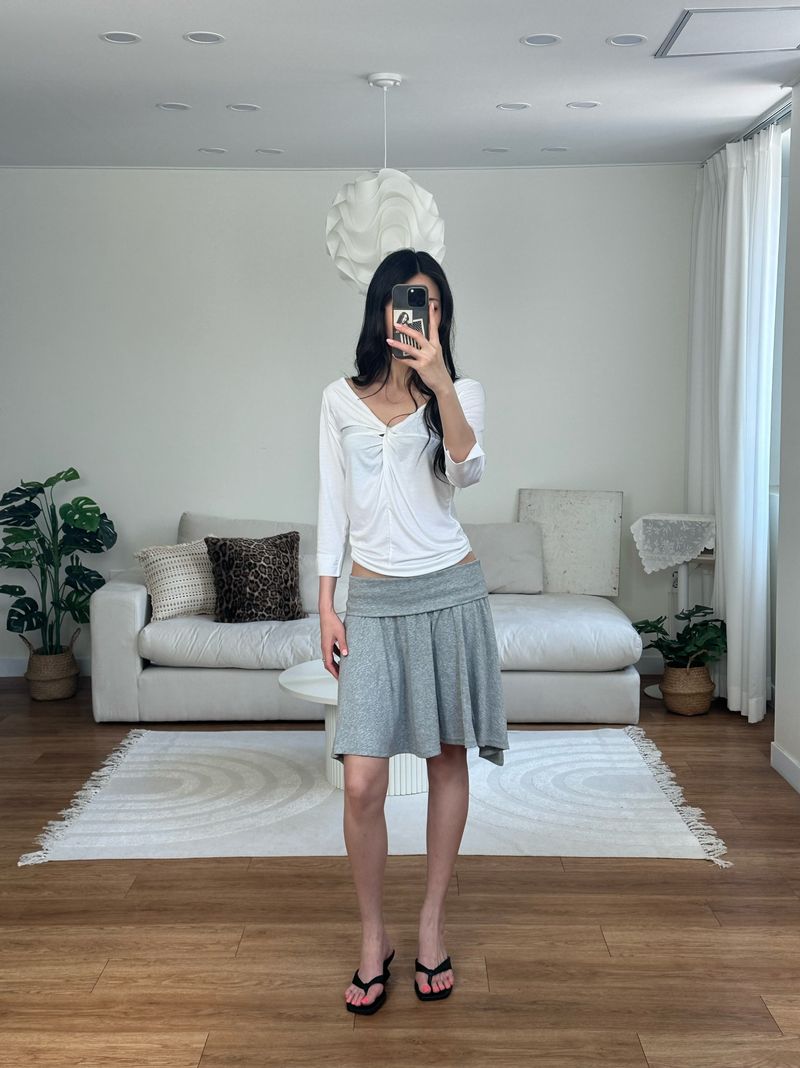 roll mini skirt