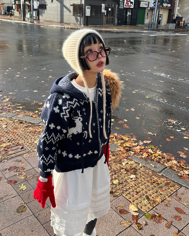 Angora knit earring bonnet