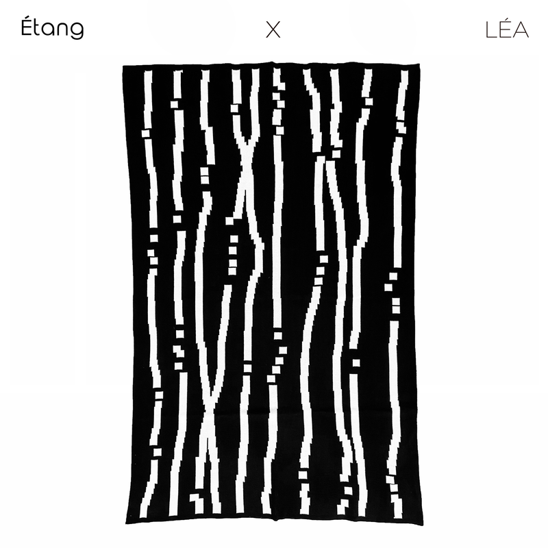 Étang knit blanket | White & Black