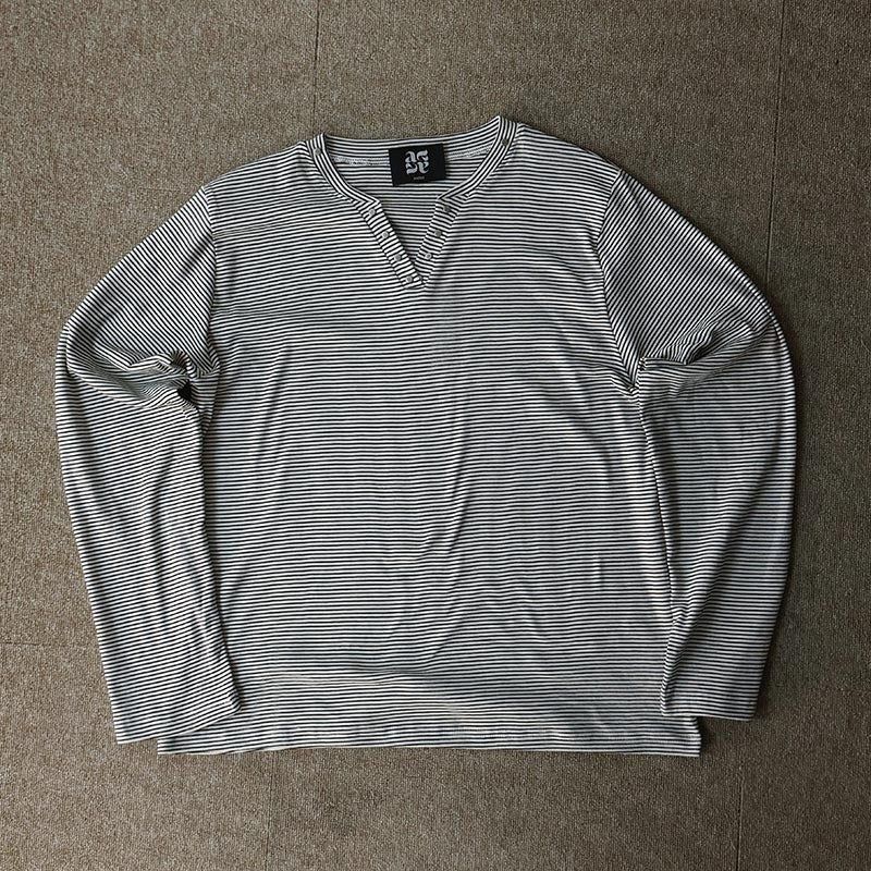 [A-T0040] スタッドオープンVネックTシャツ (2色)
