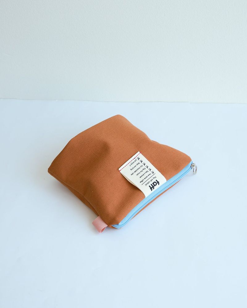 faff Pouch Caramel