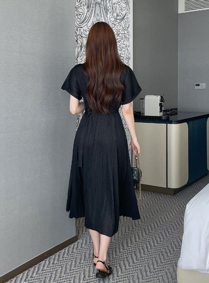 Oleun Pleated Long One Piece (Belt Set)
