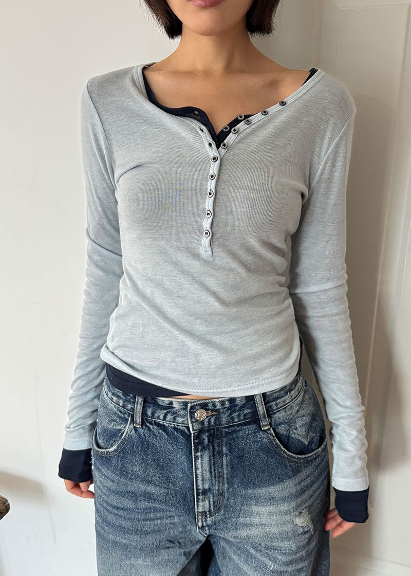 eon（イオエン）の「BUTTON SILHOUETTE TEE（Tops）」