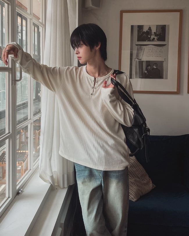 2PLAN（ツープラン）の「ロッキーフックヘンリーネックロングスリーブTシャツ（トップス）」