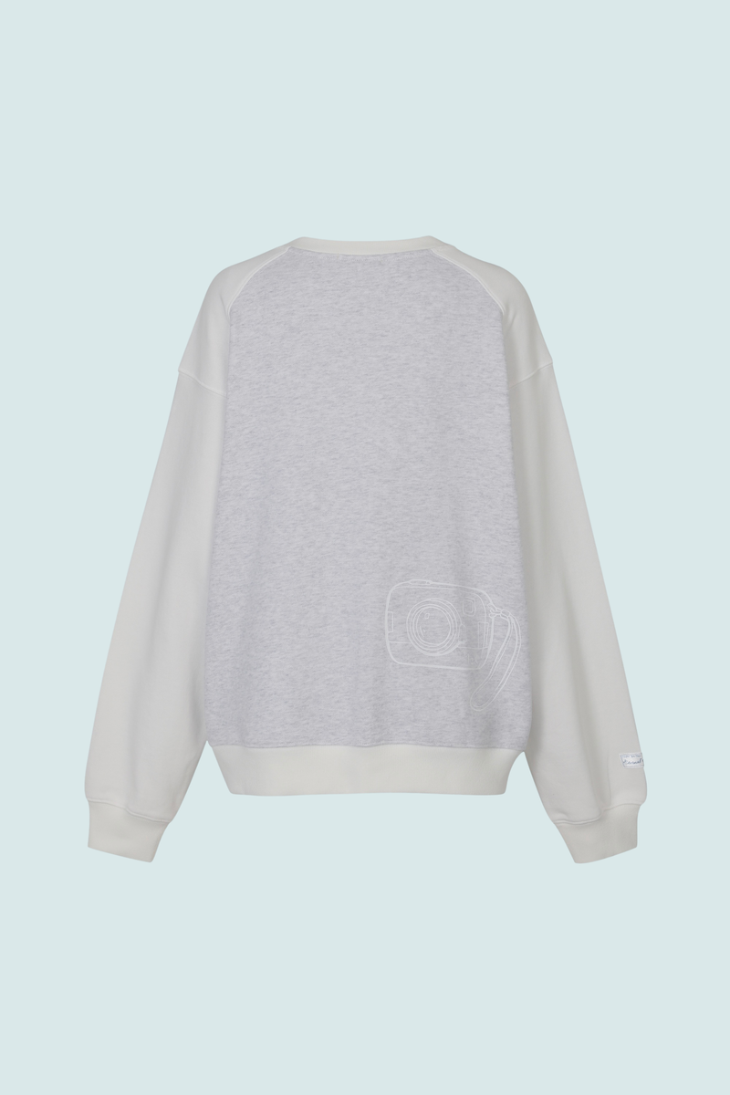 MOMENT REGLAN OVER SWEATSHIRTS (WHITE)