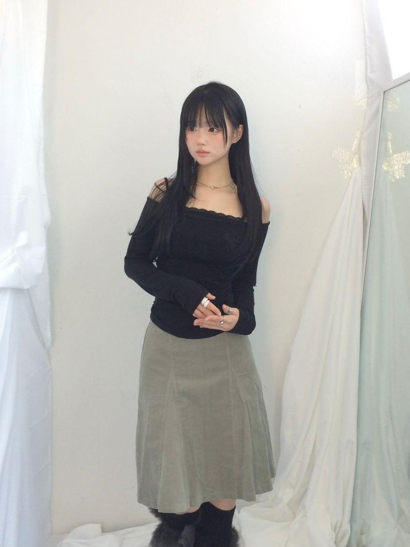 The Flower Lettering Slim Top