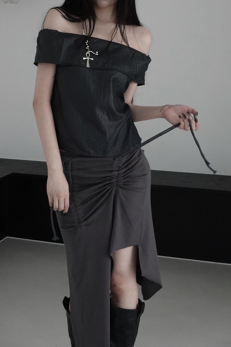 glow off shoulder top (2color)